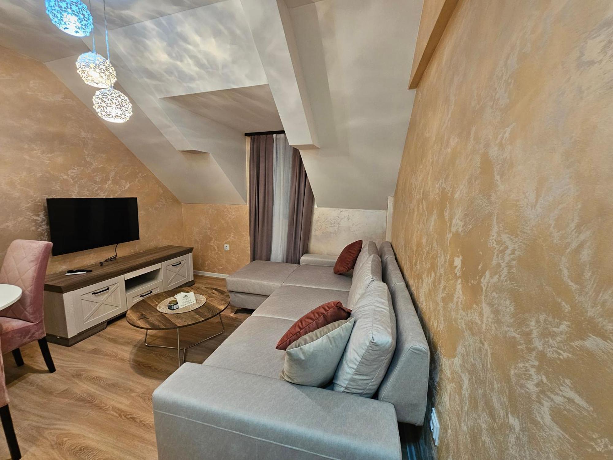 Mrakovica 1935 Appartement Prijedor Buitenkant foto